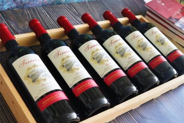 开红酒樱花草日韩视频店有没有发展空间